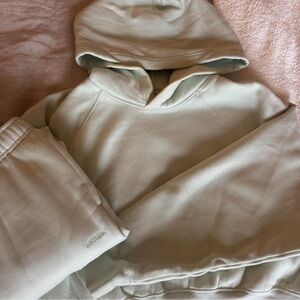 Aritzia Mint Green Sweatfleece Set